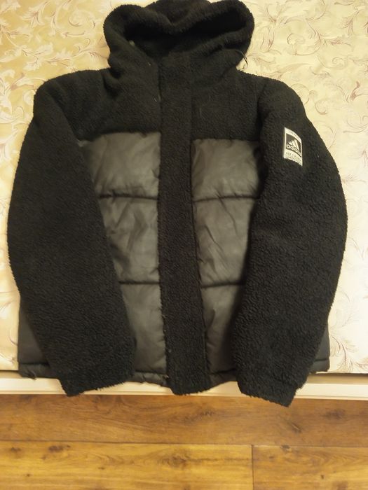 Продаём Зимняя куртку