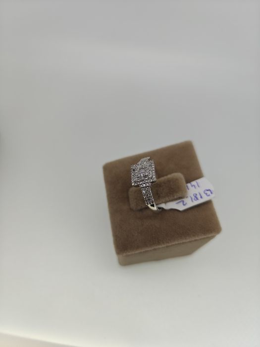 Inel aur 14k 2.86gr cu diamante naturale 0.35Ct(r)