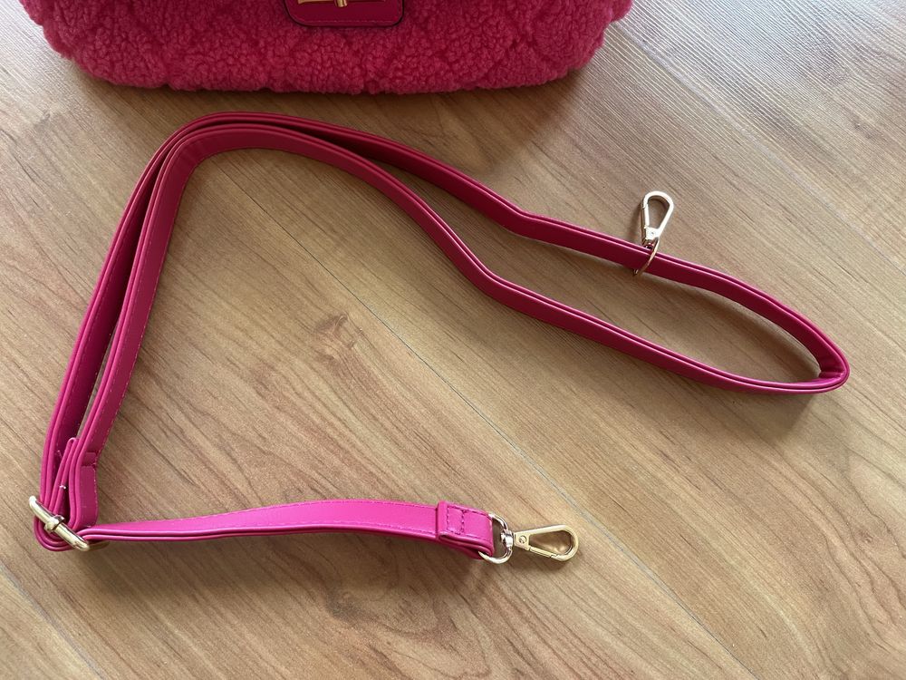 Ново! Розова чанта с дълга дръжка по модел на Chanel