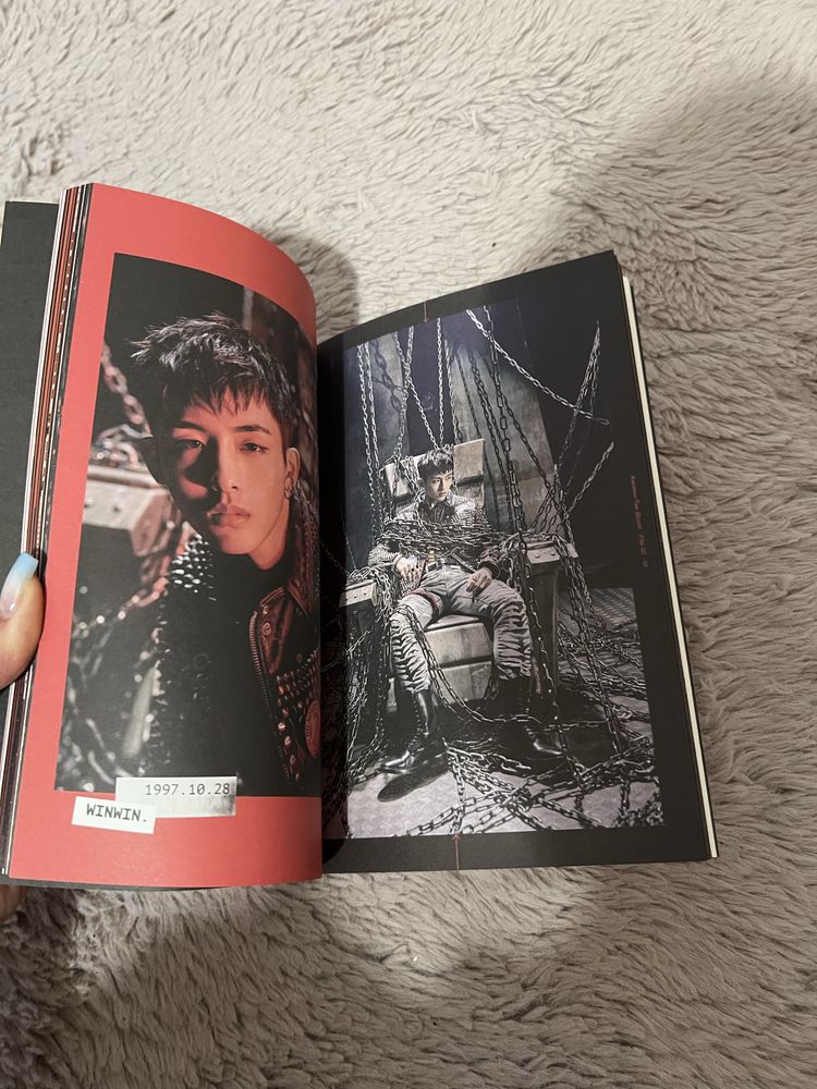 WayV Awaken The World Албум