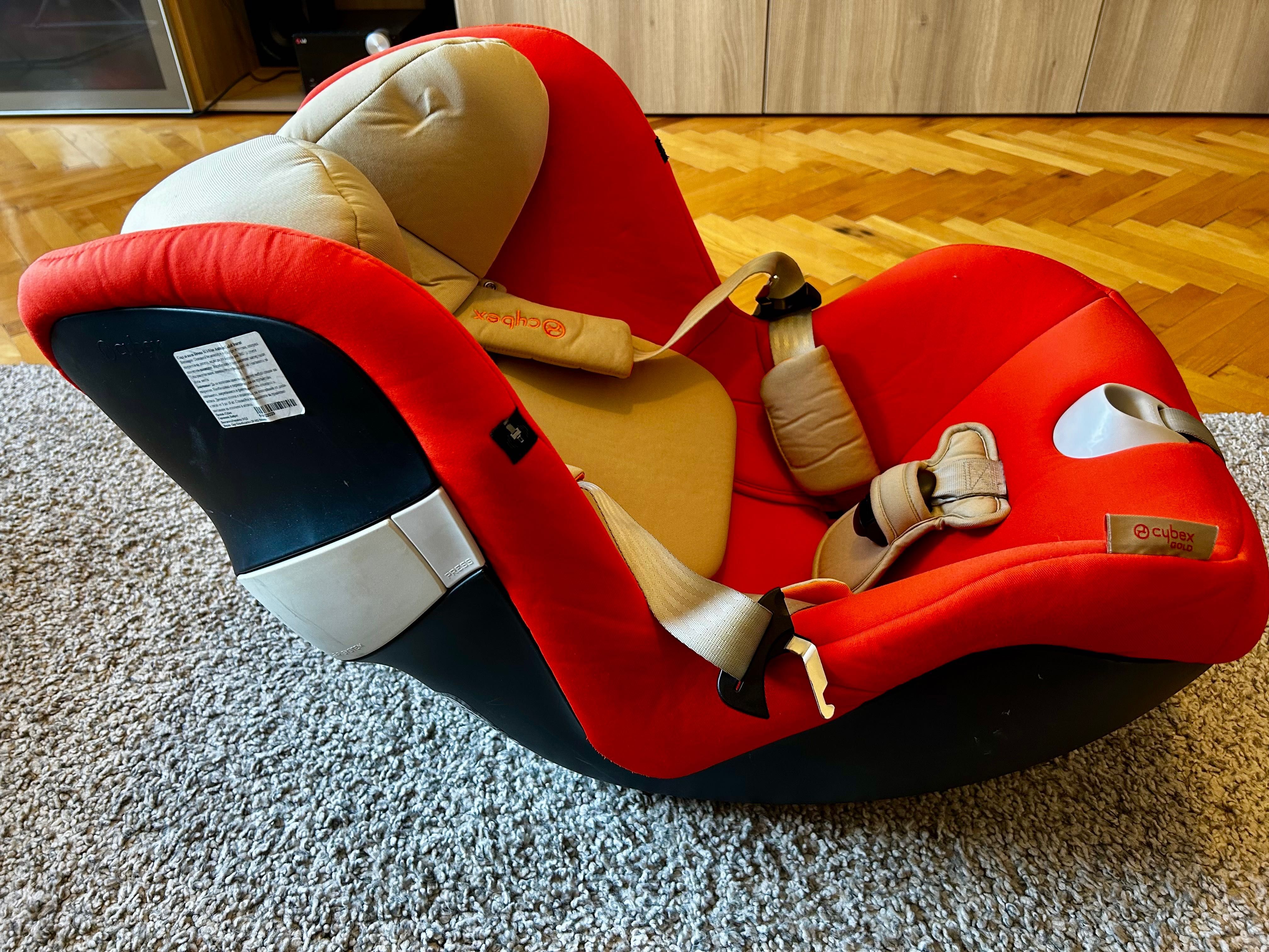 Детско столче за кола Cybex Sirona M i-Size Gold с Isofix база