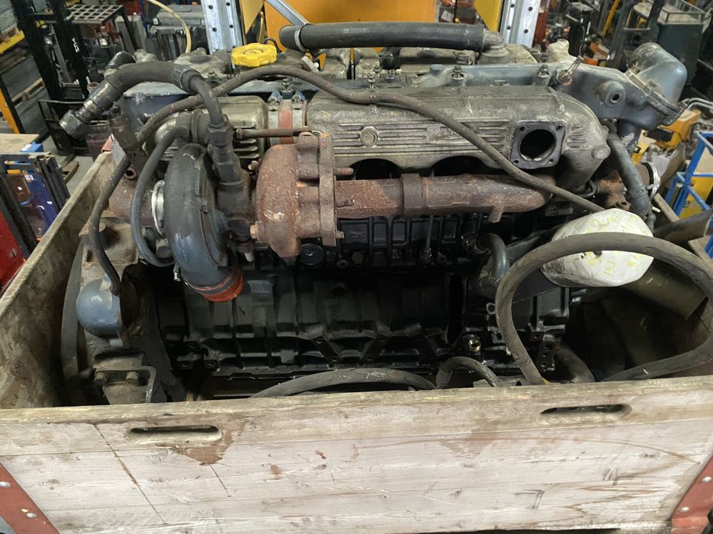 Motor Detroit Diesel D7061E2 cu 6 cilindri