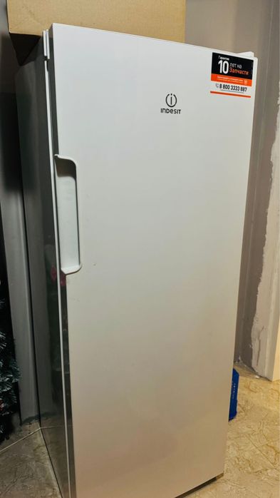Морозильник Indesit