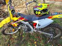 Suzuki rmz 250..