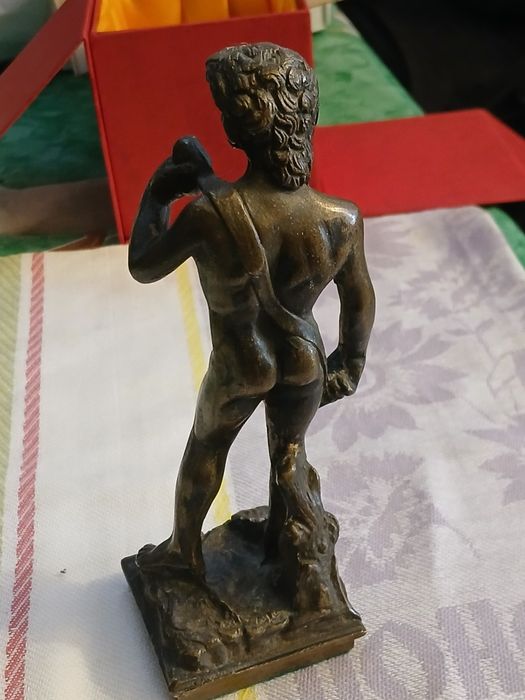 Statuie bronz masiv