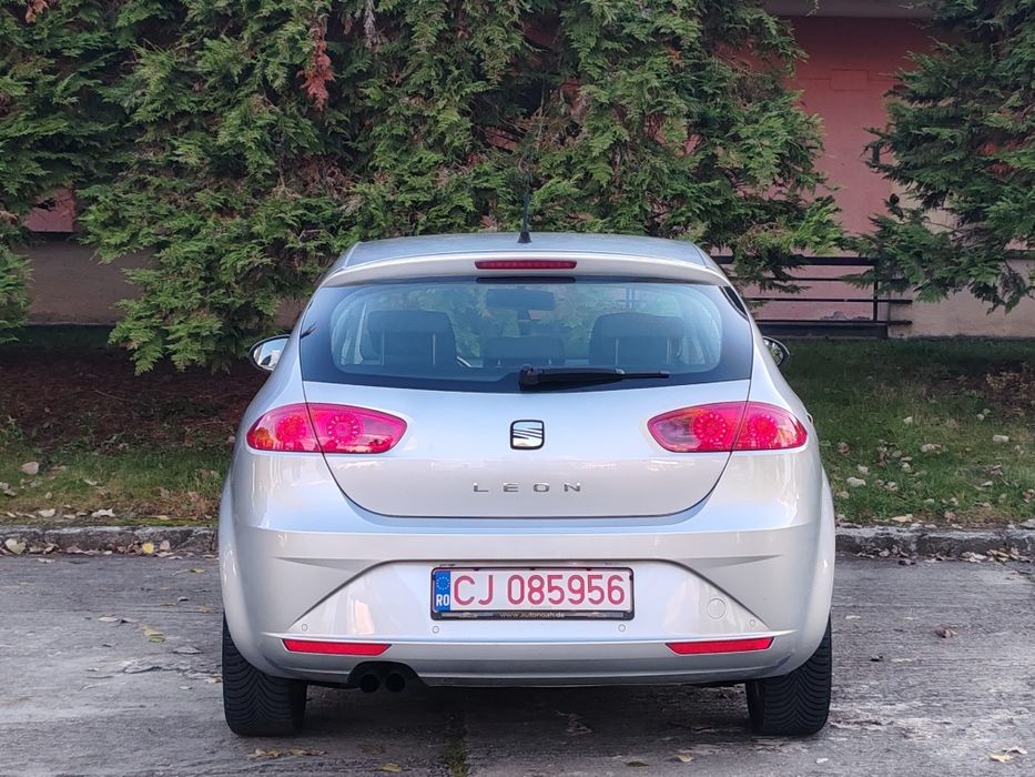 Vând seat Leon an 2011//14 benzina