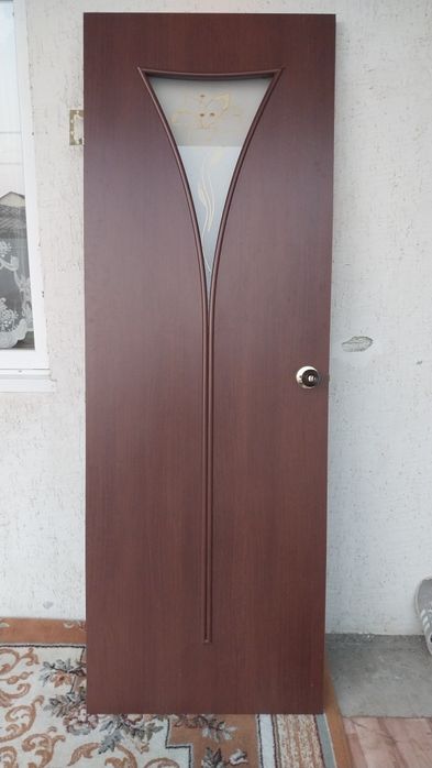 Продам межкомнатные двери