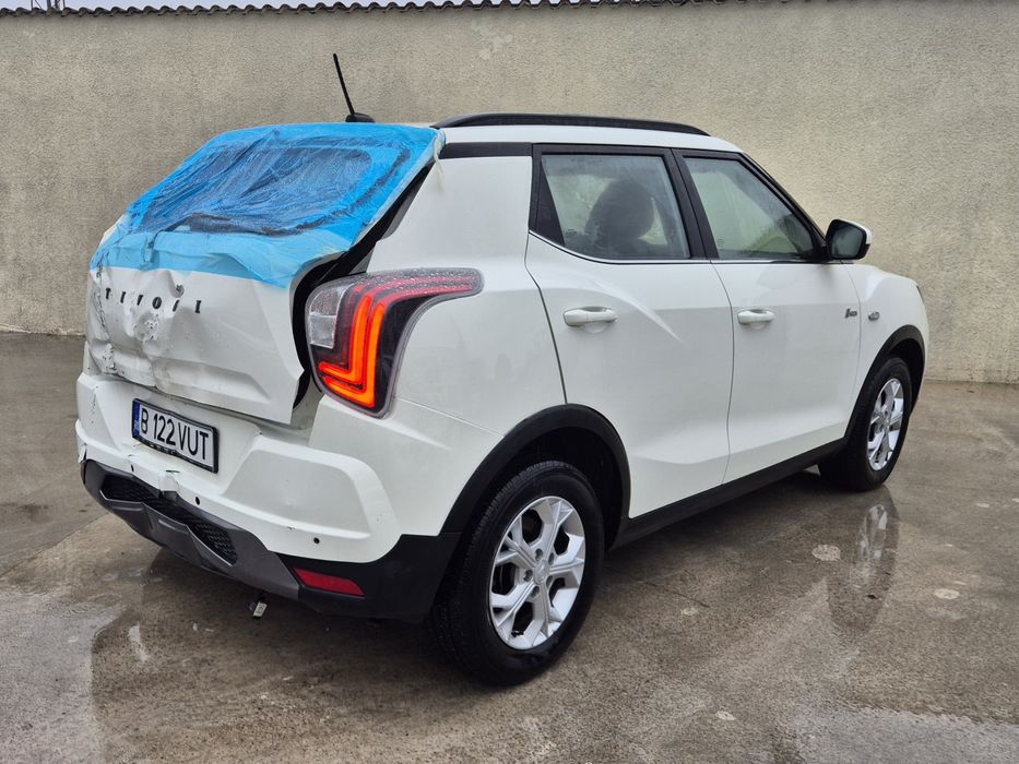 Ssangyong Tivoli 22.612km 2024 usor avariat