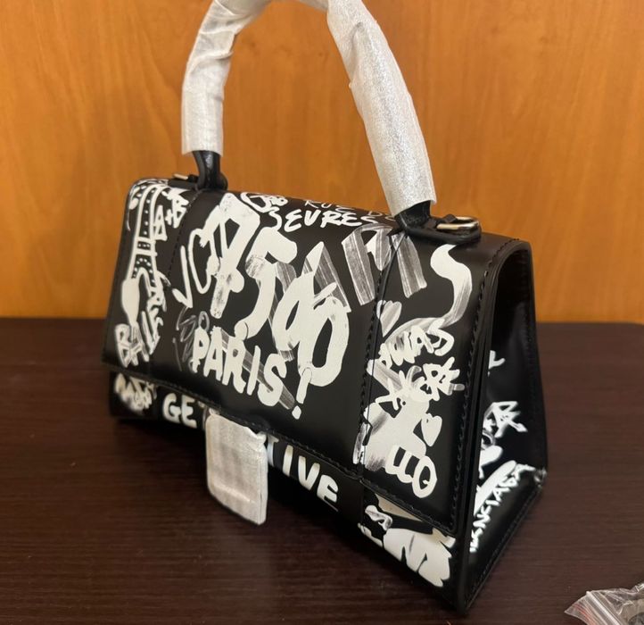 Чисто НОВА дамска чанта Balenciaga