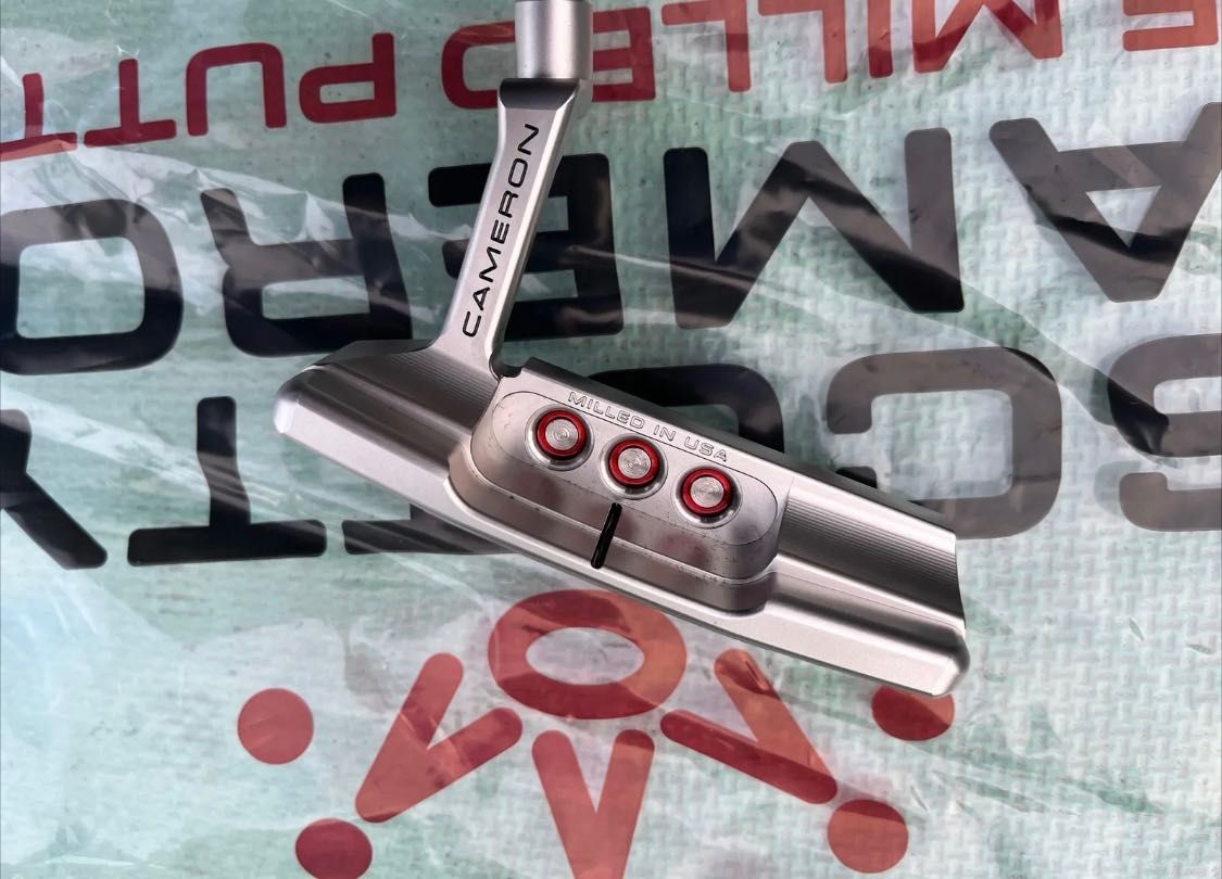 Голф пътър Scotty Cameron Newport 2.0 чисто нов! Оригинална опаковка!