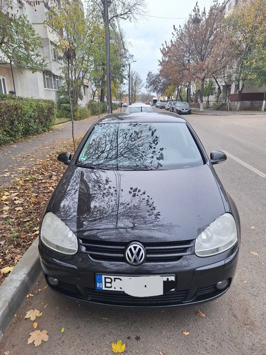 Vand  Golf 5 2007  1.6 benzina
