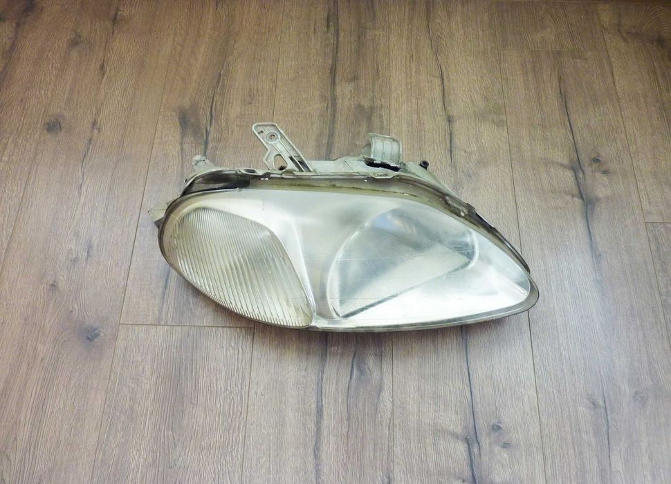 Десен фар за хонда сивик 6