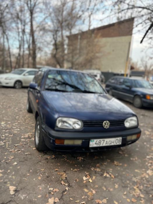 Продаю машину  гольф 3