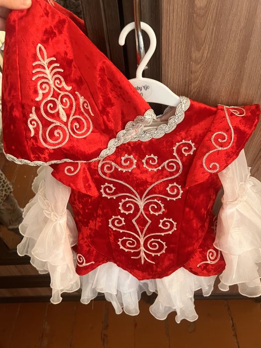 Продам платье в нациальном стиле