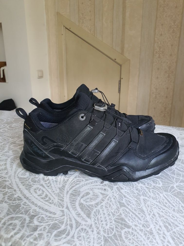 Кроссовки Adidas terrex 39 размер
