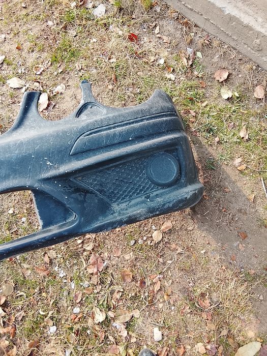 Бампер Мерседес рестайлинг лупарик рестайлинг в хорошем состоянии цена