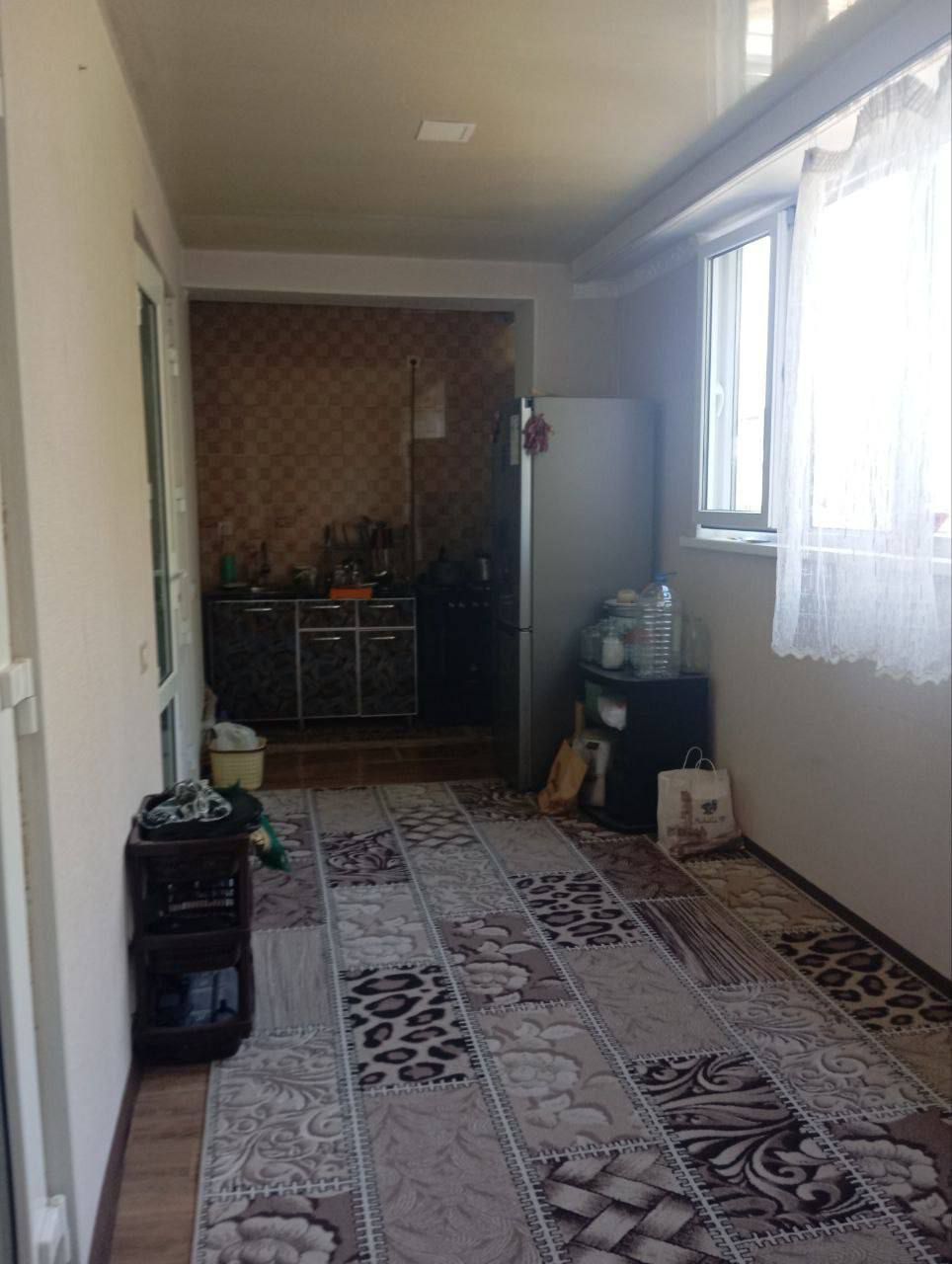 Продаётся квартира на Ц-14 Хадра, 1 в2/2/4  большой балкон 2,3×7 торг.