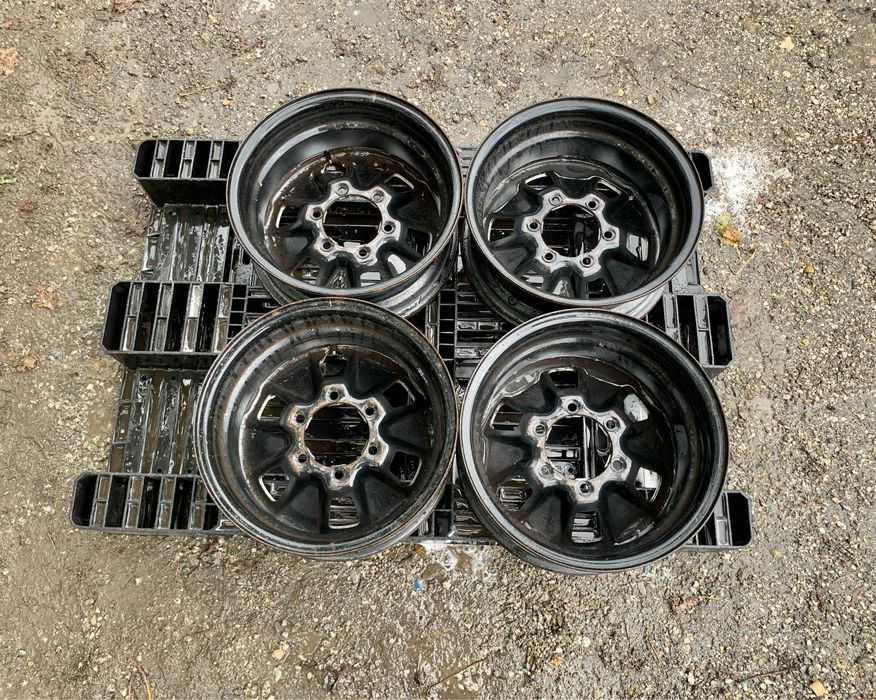 4бр.Оригинални железни джанти 15цола 6x139.7 за Toyota Hilux,Hiace