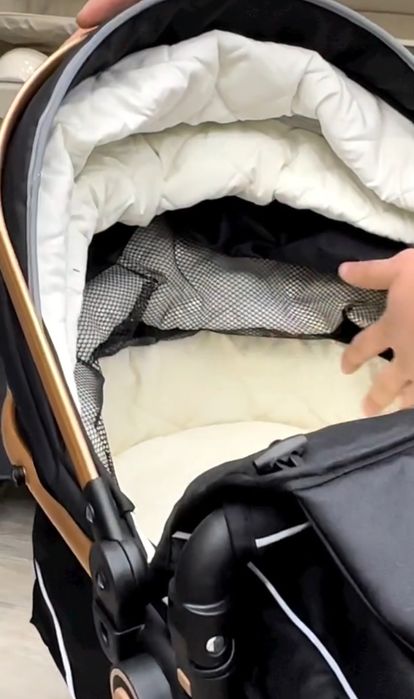 Очень качественная коляска 3 режима