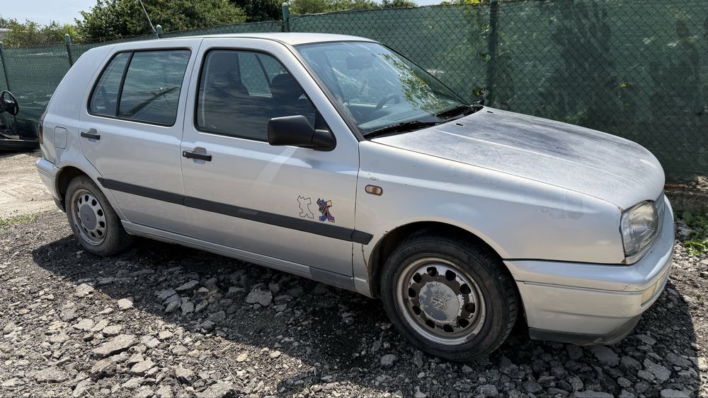 Vw Golf 3 / 1.6 i / 75к.с. / 1996г.