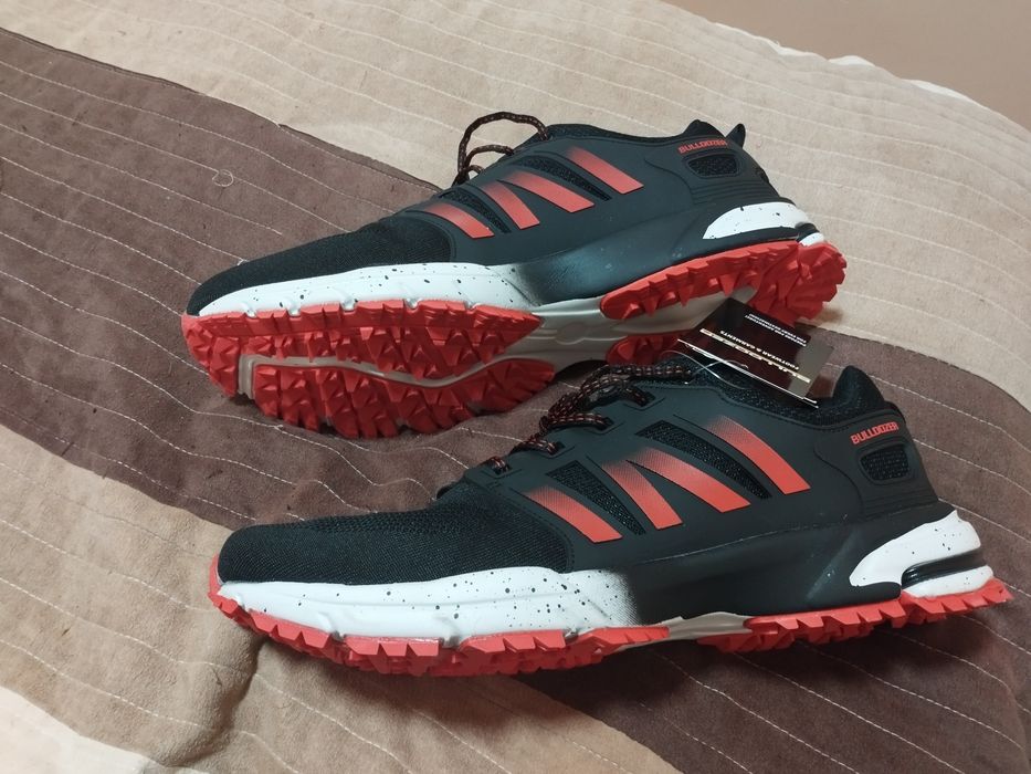 Маратонки Булдозер