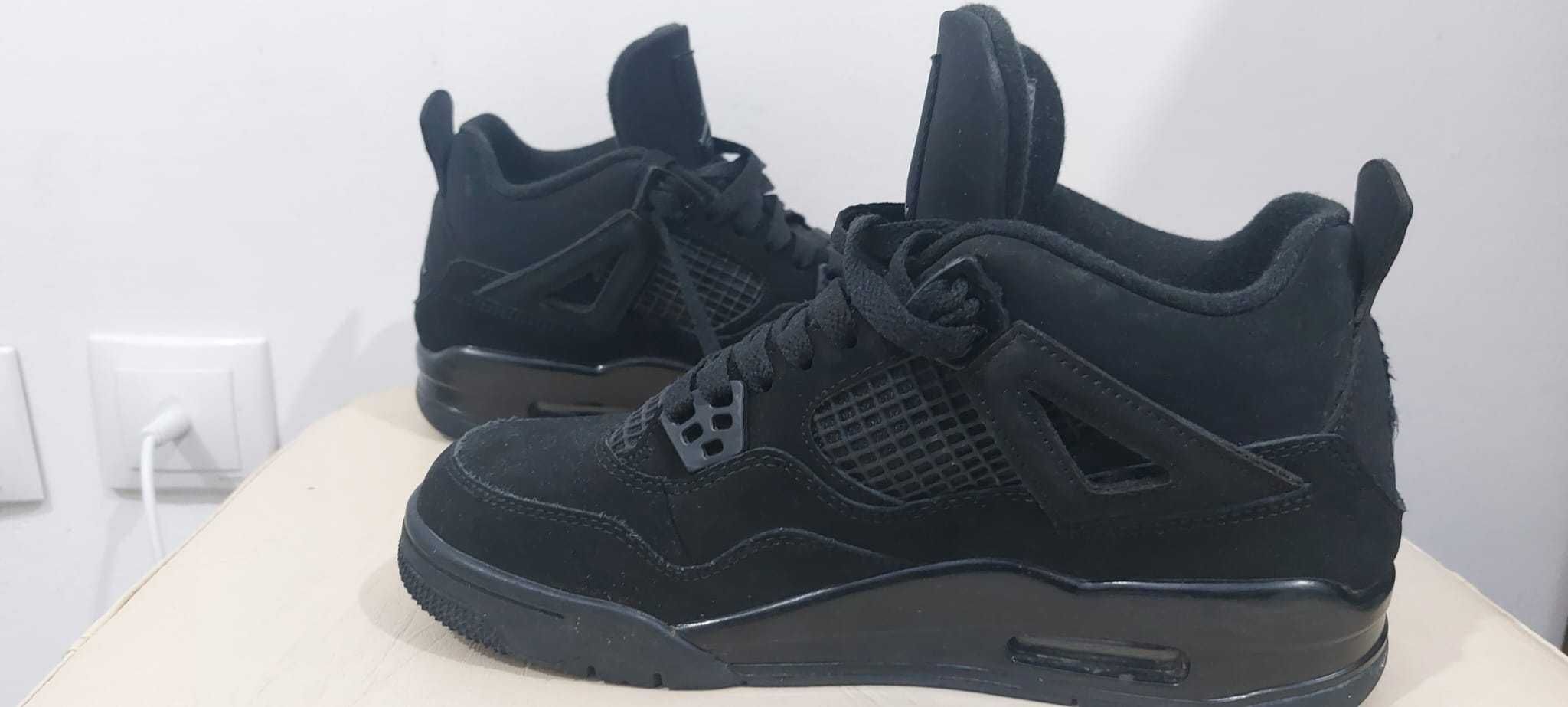 Adidasi Nike Jordan 4 Black Cat - marimea 39