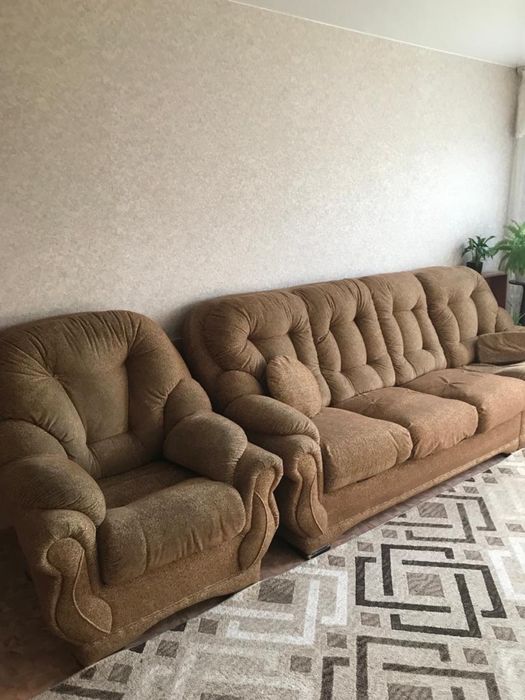 Продам диван б/у
