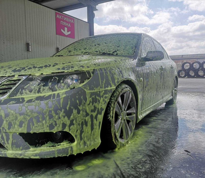 Автомобил Saab 9-3 Vector