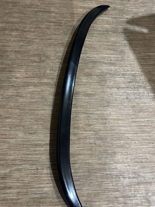 На камри 40/45сполер черный продам