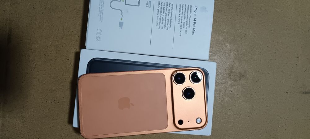 Apple01928wbnnksjsbs