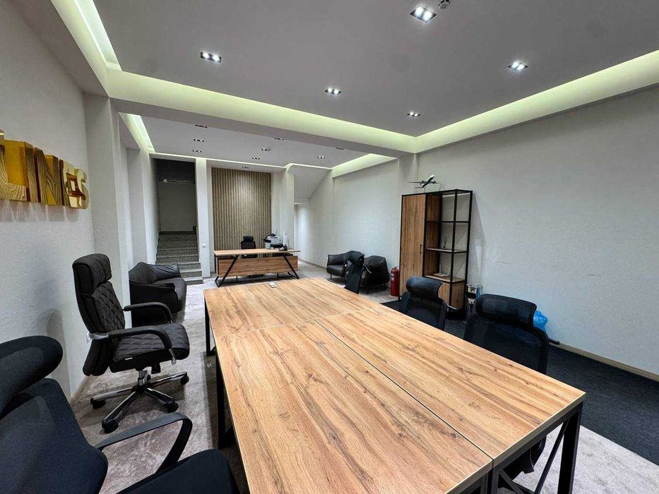 Продается новое офисное здание премиального уровня на Мирабаде