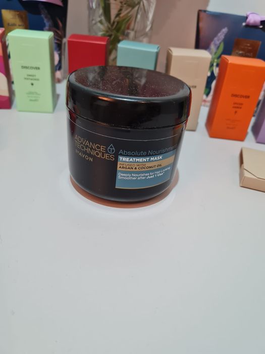 Mystery box pachet cu cosmetice cadou