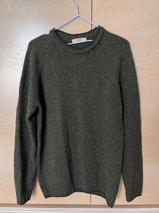 Зеленый свитер мужской