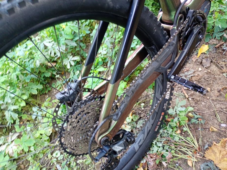 Bicicleta carbon Rise ep8rs