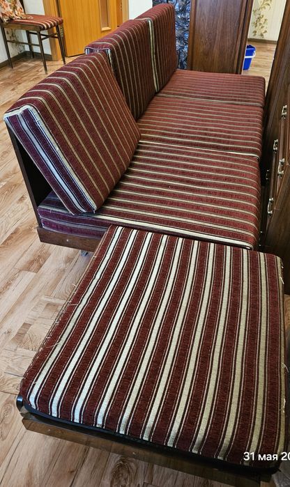 Диван в хорошем состоянии