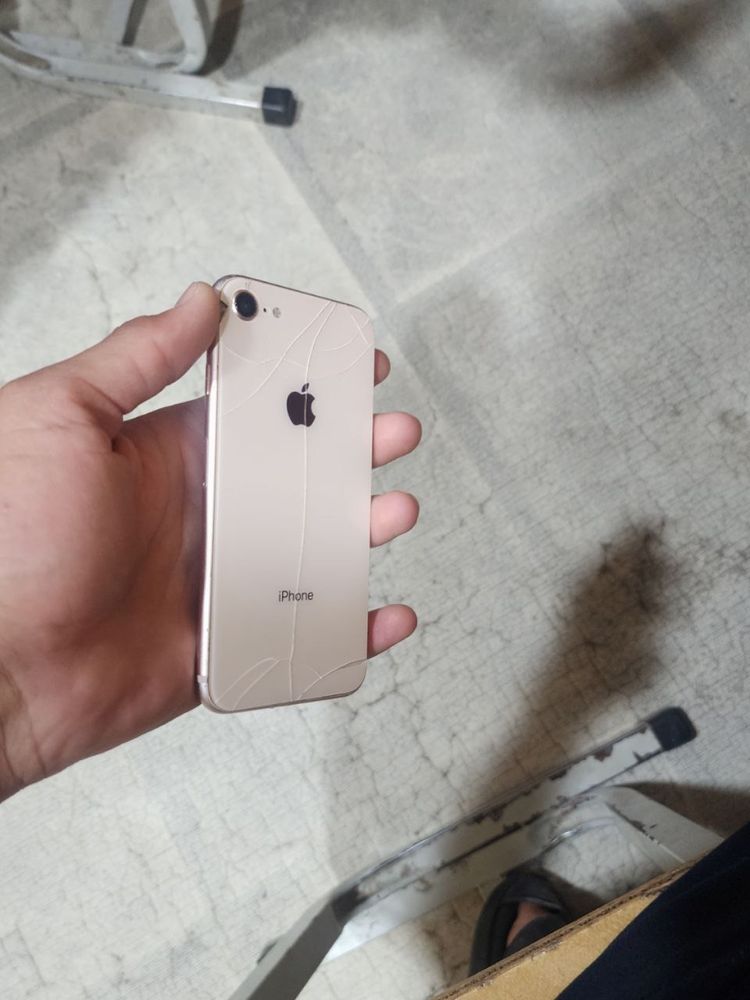 Iphone 8 64/100