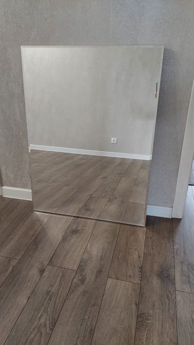 Зеркало новое    .