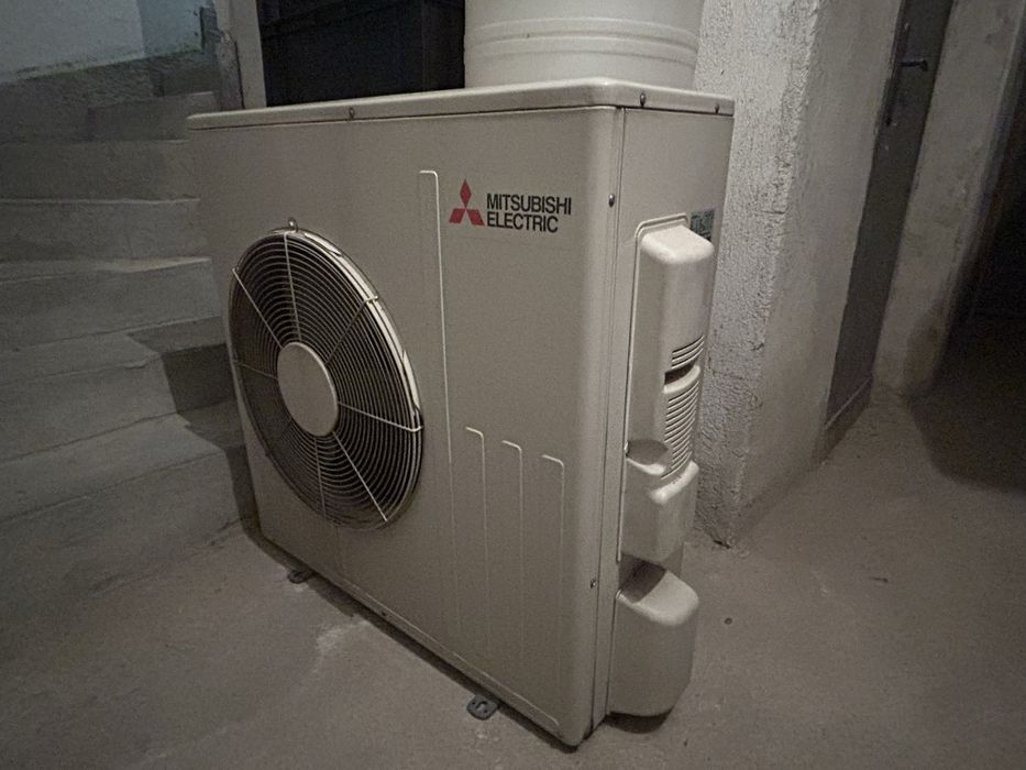 Хиперинвенторен 1800 BTU + мулти сплит външно тяло