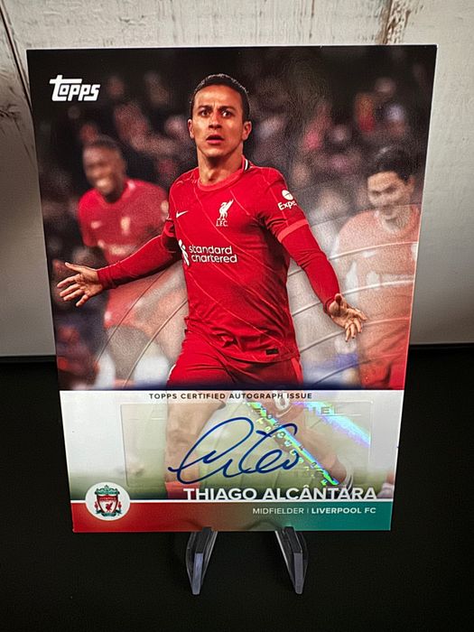 Topps / Liverpool / Комплект карти / Номерирани / Автографи / Relic