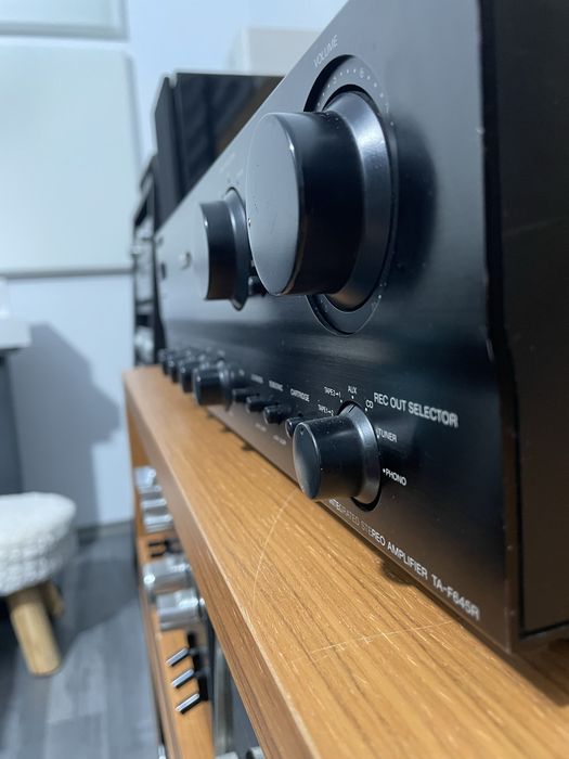 Sony ta-f645r amplificator integrat mosfet vand / schimb