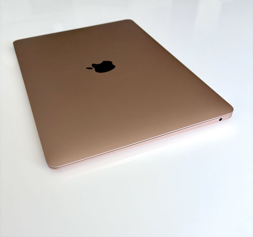 MacBook Air M1 Apple в гаранция