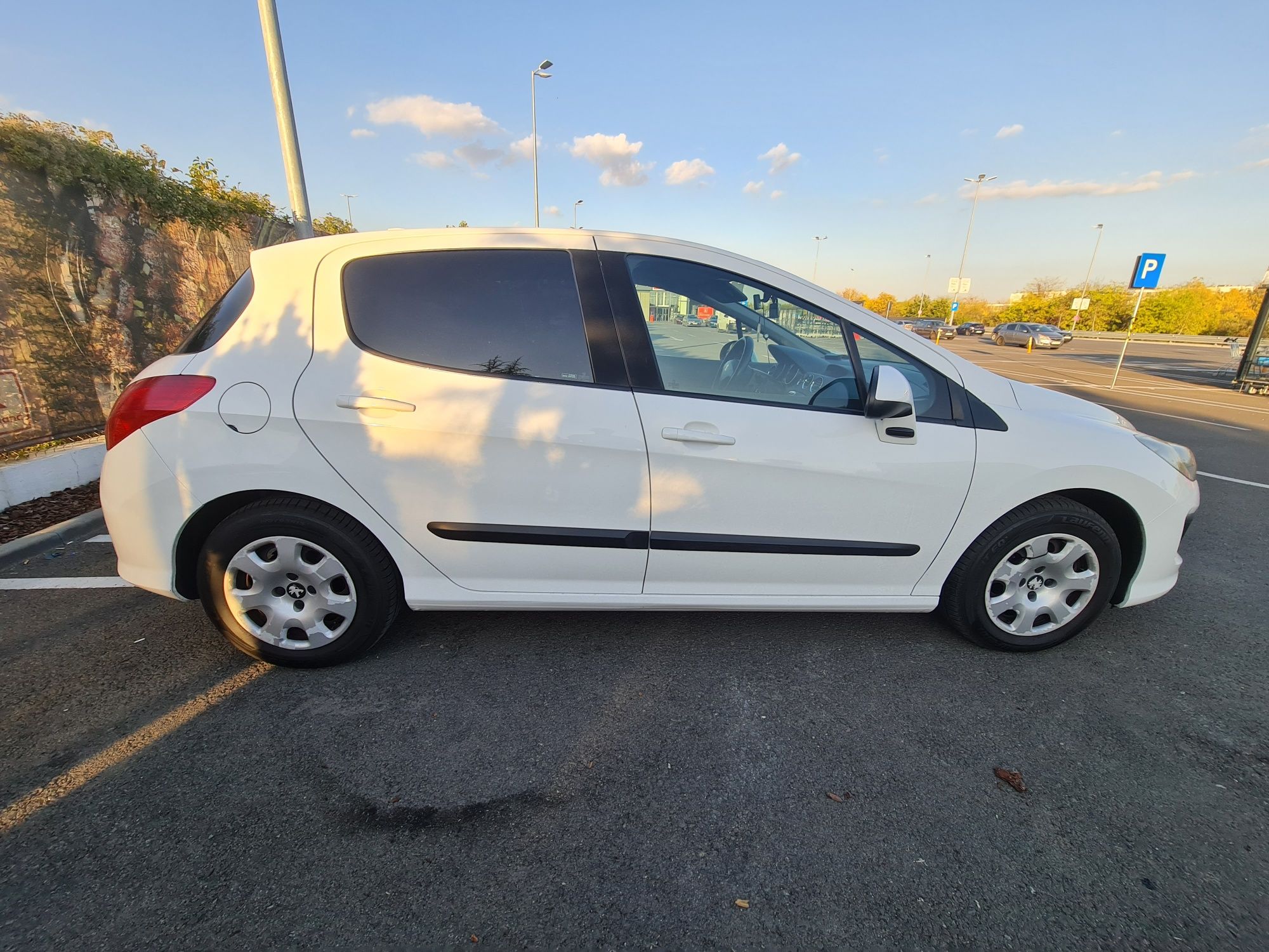 Peugeot 308 eHDI,an 2012,stare impecabilaITP,acte tot la zi