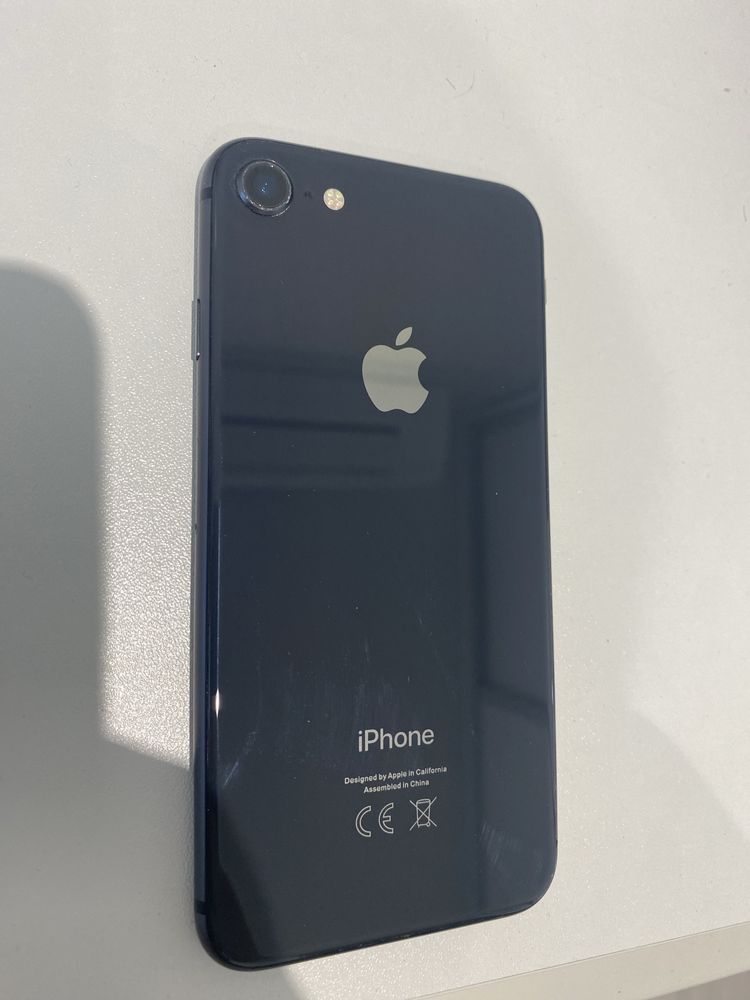 Iphone 8 256gb в идиално состояние