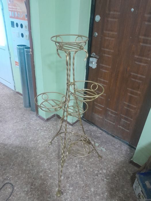 Подставка для цветов каскадная