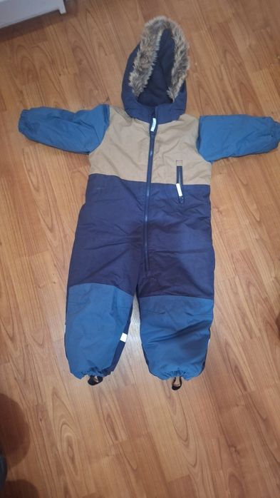 Vând combinezon  h& m