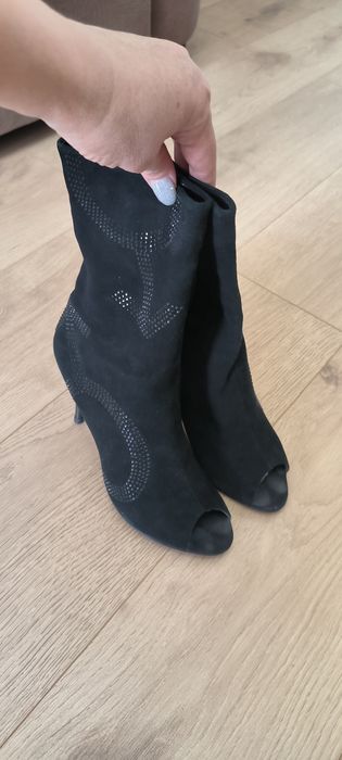 Полусапожки с открытым носиком