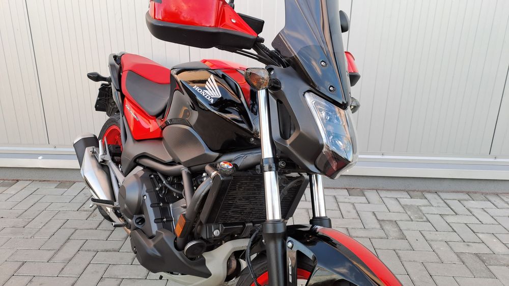 Honda NC750SD an 2016