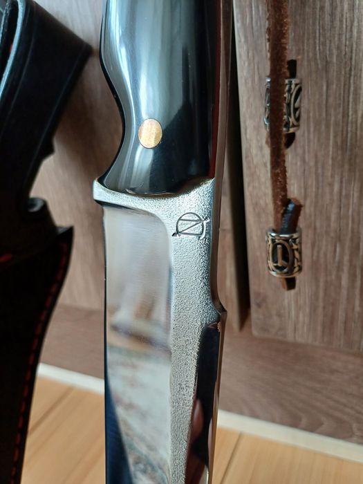 Vând Arc Vânătoare plus Cuțit Vânătoare