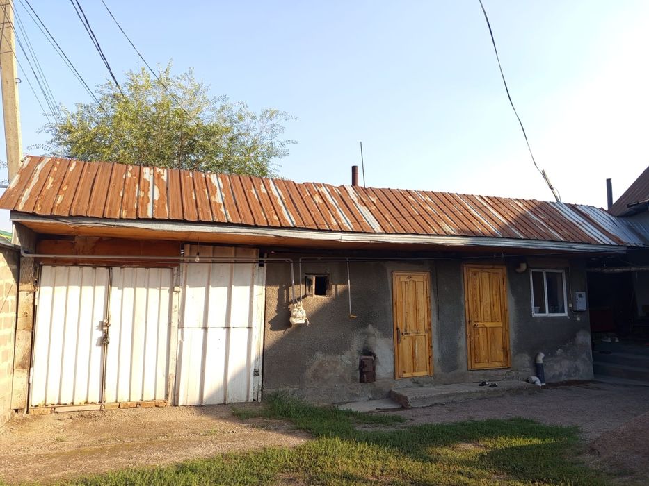 Продается частный уютный дом в мкр. Дархан, ул. Сабатаева, д. 3