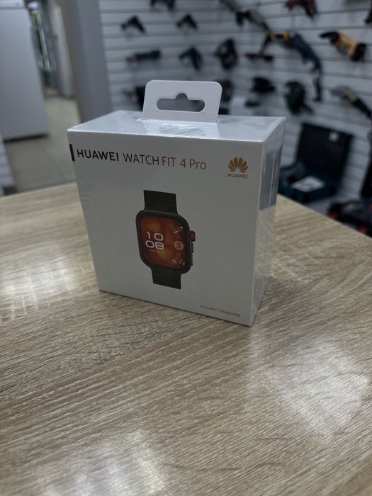 Часы HUAWEI Watch Fit 4 Pro (ТМ79)
